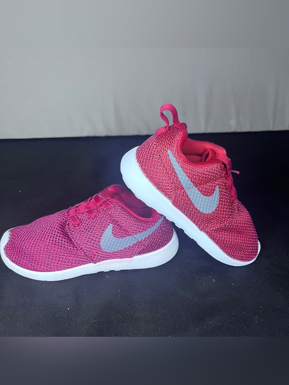 Nike Kids Mesh sneakers with elastic top. Size